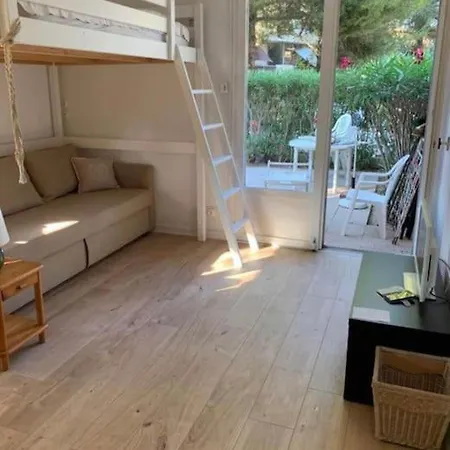 דירה Studio 27 M2 Avec Terrasse 20m2